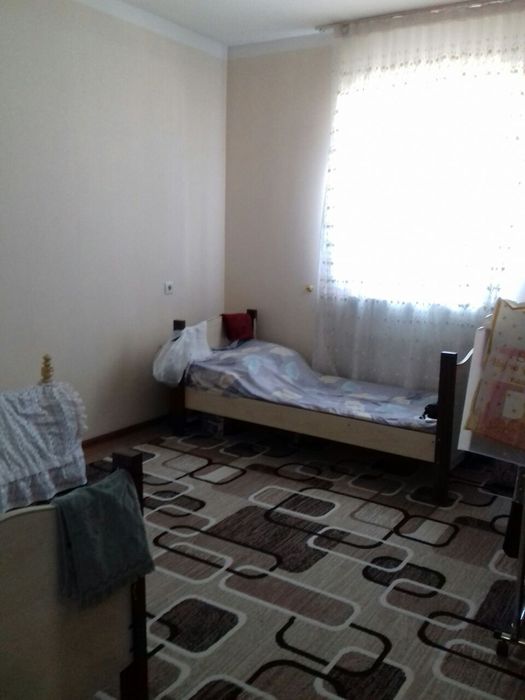 Uy sotiladi 3 xonali