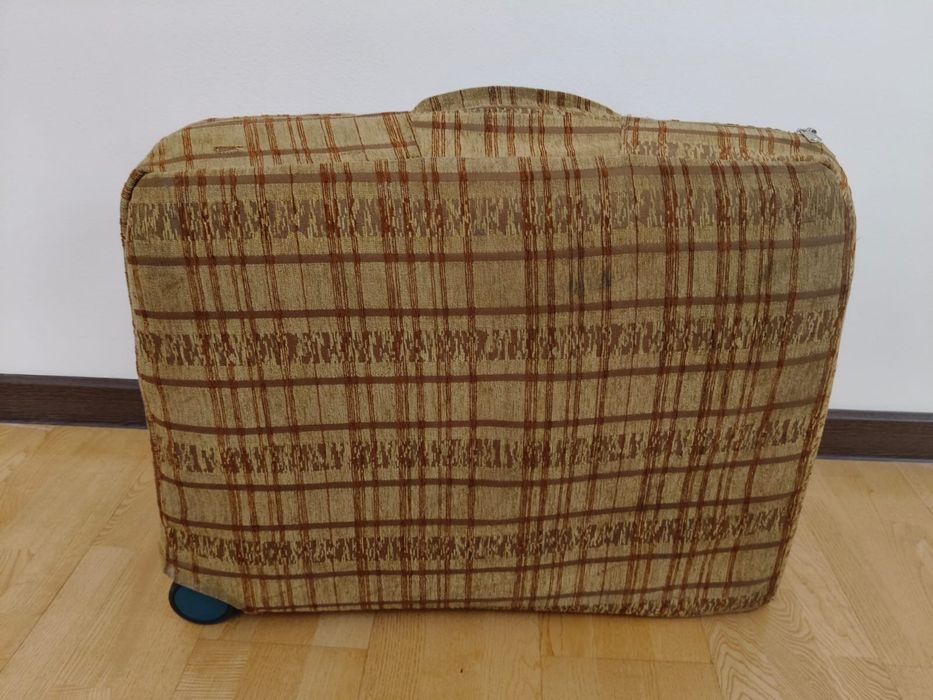 Продам чемодан Samsonite