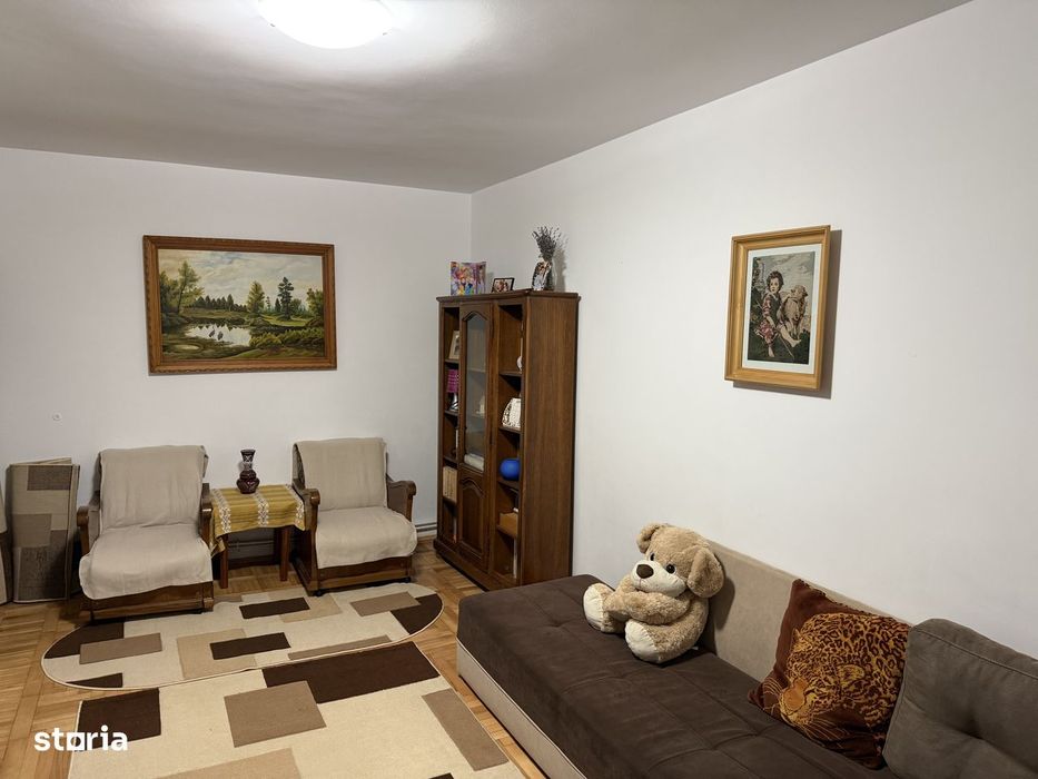 Apartament 3 camere la parter pretabil cabinet