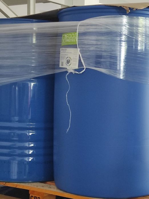 Vând butoi tabla 220l