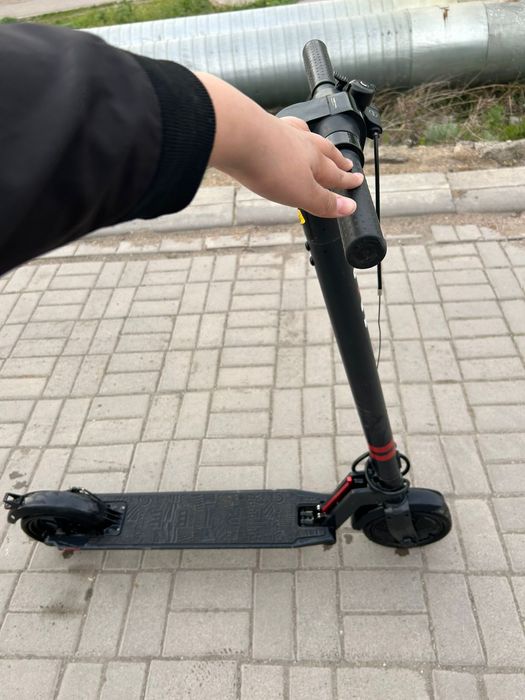 Продаётся электро самокат
