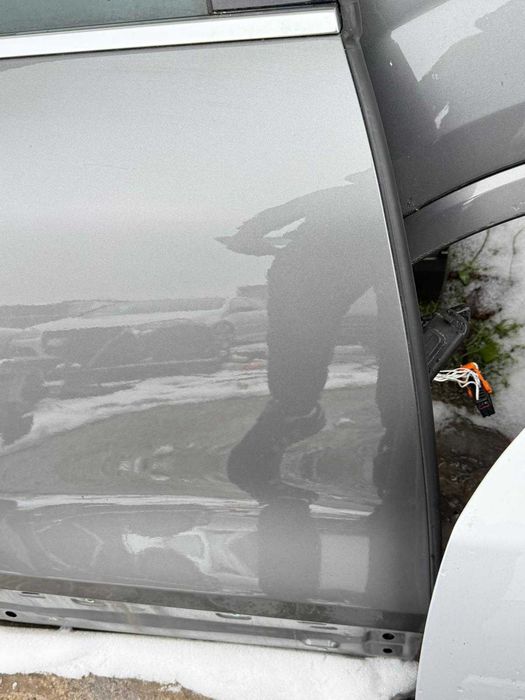 Usa spate dreapta VW Touareg 7p R Line culoare LM7W