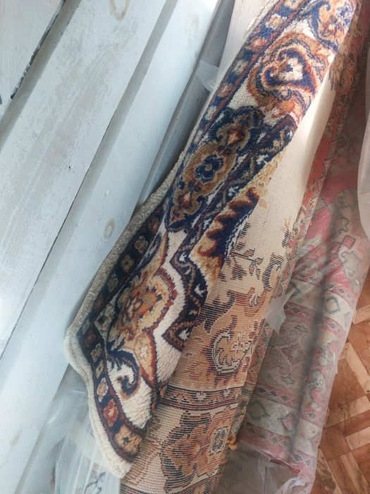 Продам ковёр 3шт