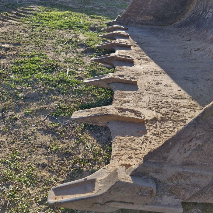 Погрузчик фронтальный