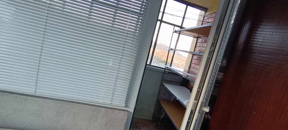 Дава се под наем Тристаен апартамент в Шумен, Боян Българанов 1 - 68 кв.м за 331.5 € - Снимка #5