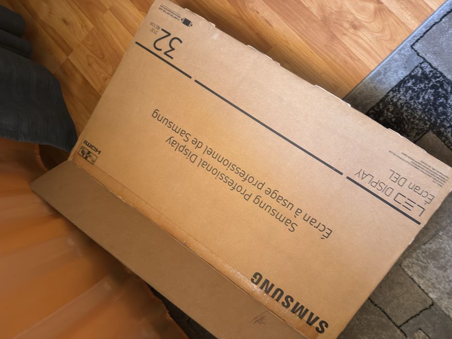 Televizor Samsung Professional Display 32”