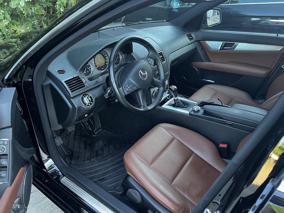 Mercedes C220 2009 125.000km