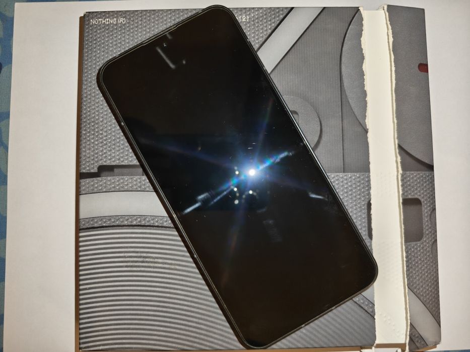 Vand Nothing Phone (2) 256Gb/ 12GB Ram