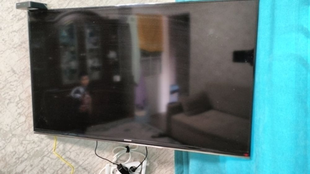 Продам Samsung телевизор