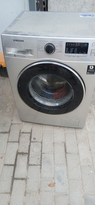 Самсунг 8кг  стиралка продам
