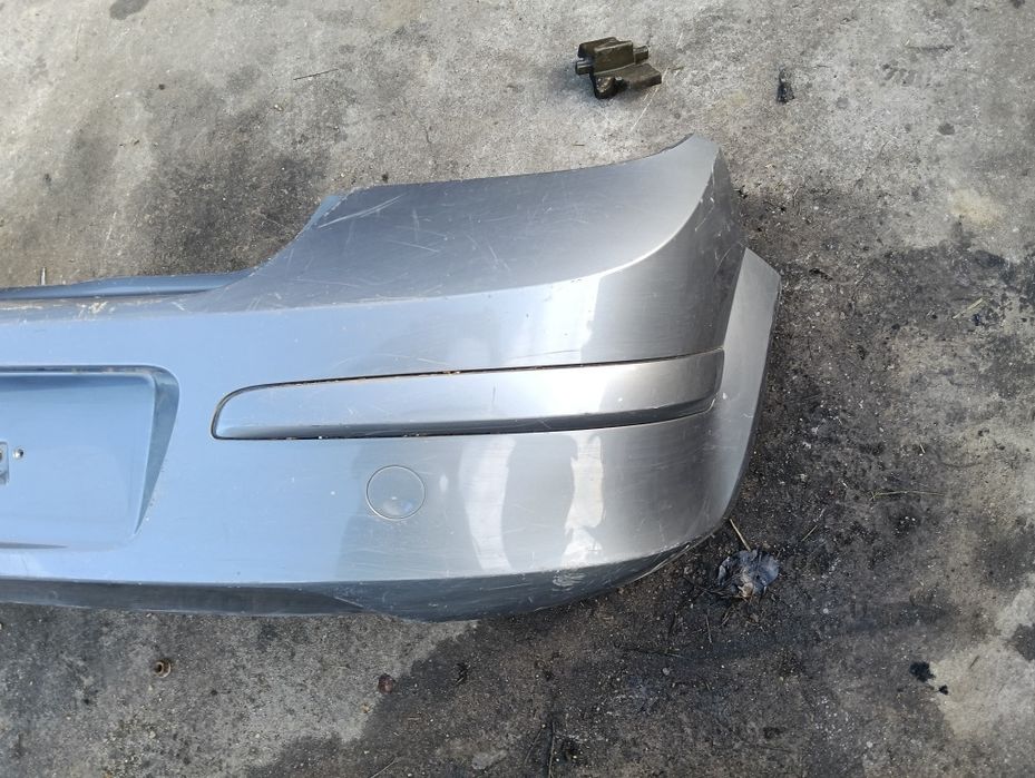 Bara spate Opel Astra H Berlina