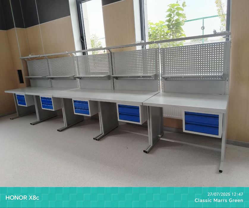 Верстак слесарный