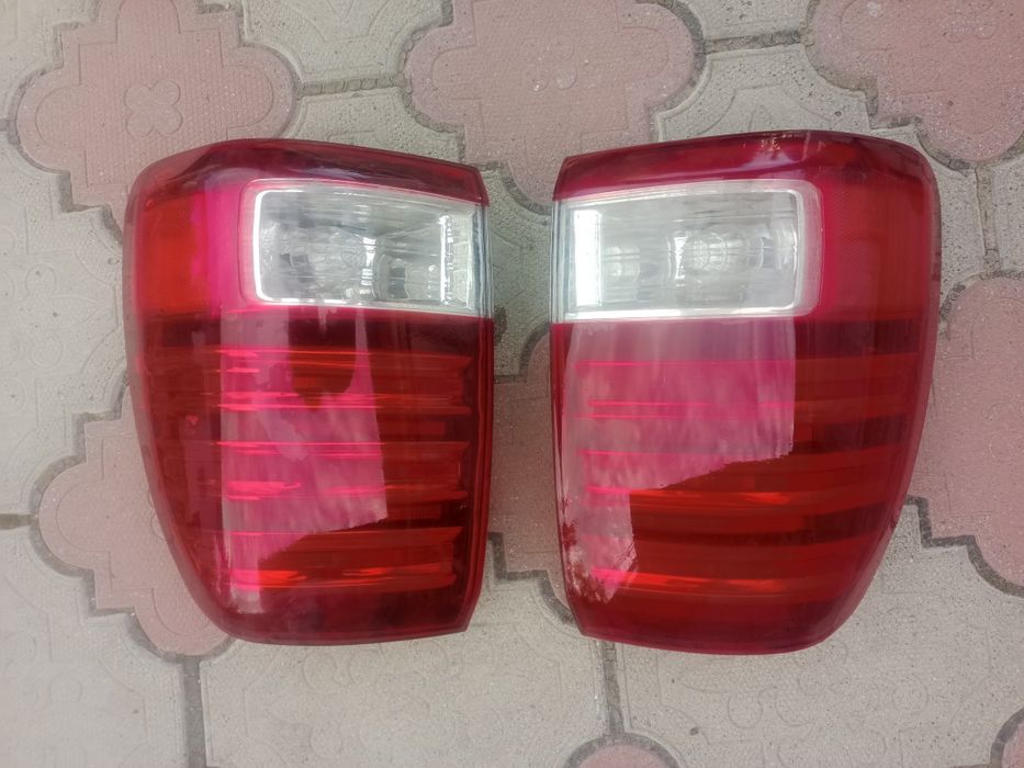 Продам задание фонари на Lexus 470