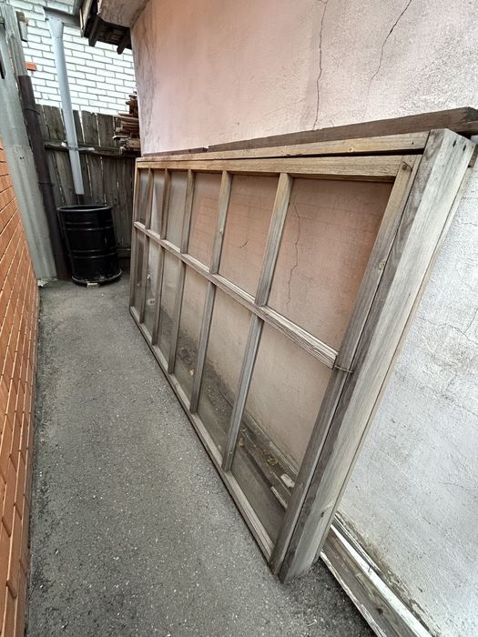 Продам оконную раму,