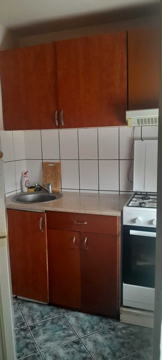 Inchiriez garsoniera zona Micalaca Orizont