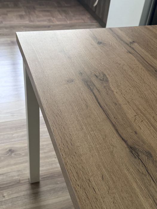 Стол обеденный