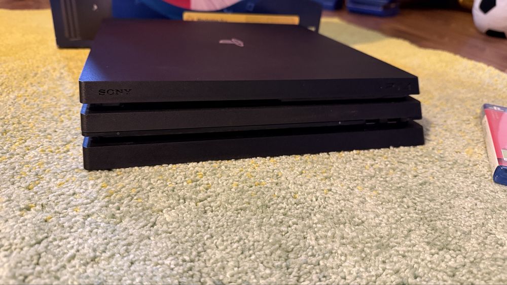 Ps4 pro 1tb cuh 7216b