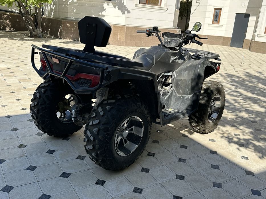 Продается квадроцикл с пробегом 108 км обьем 300 см/куб