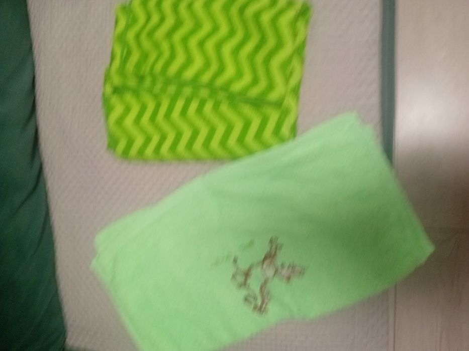 Полотенце новые  зелёные