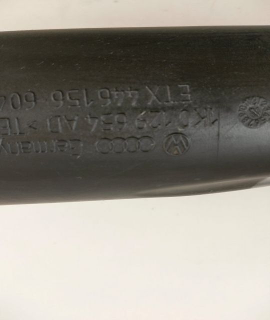 Furtun Tub Intercooler 1K0129654AD Skoda Octavia a 2-a generatie seri