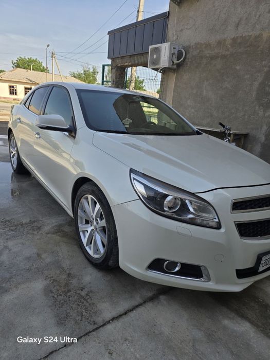 Malibu 1 yili 2012/2013 holati ideal