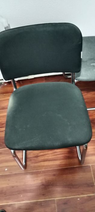 Стул продаётся,10 штук. Стул сотилади,10 дона