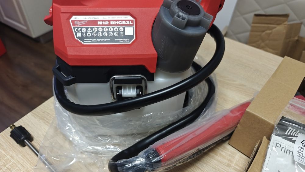 Pompa de stropit pomi milwaukee