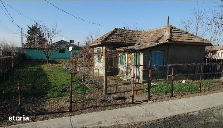 Cota 1/2 din Casa si teren-Comuna Dragos Voda,  Judetul Calarasi