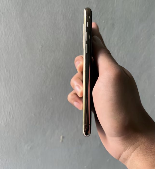 Айфон 11про.