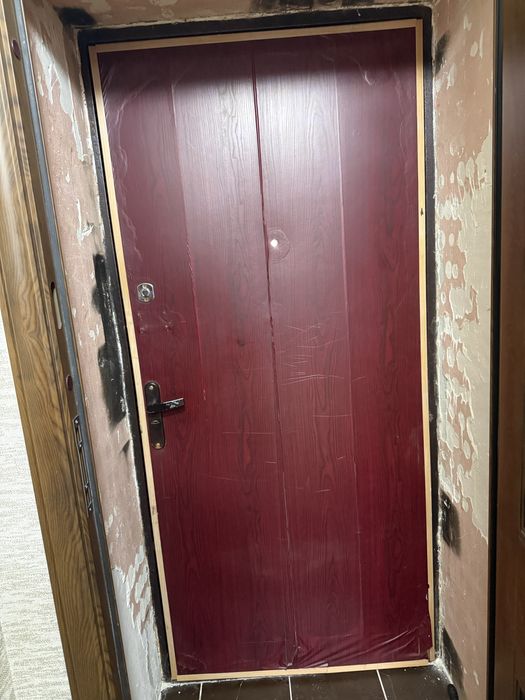 Продам дверь входная