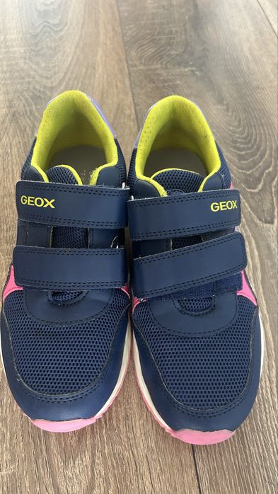 New Balance 34.5 / Geox 35