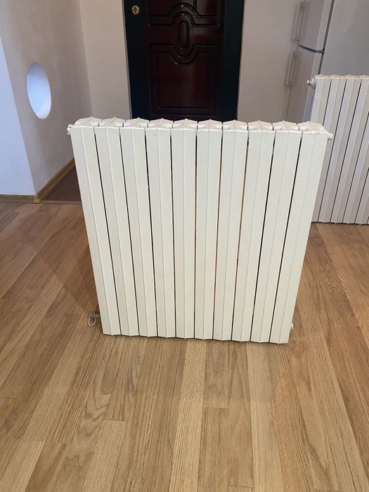 Calorifere de fonta.