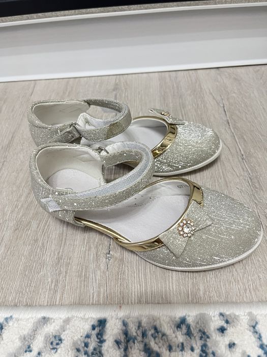 Туфли для девочки