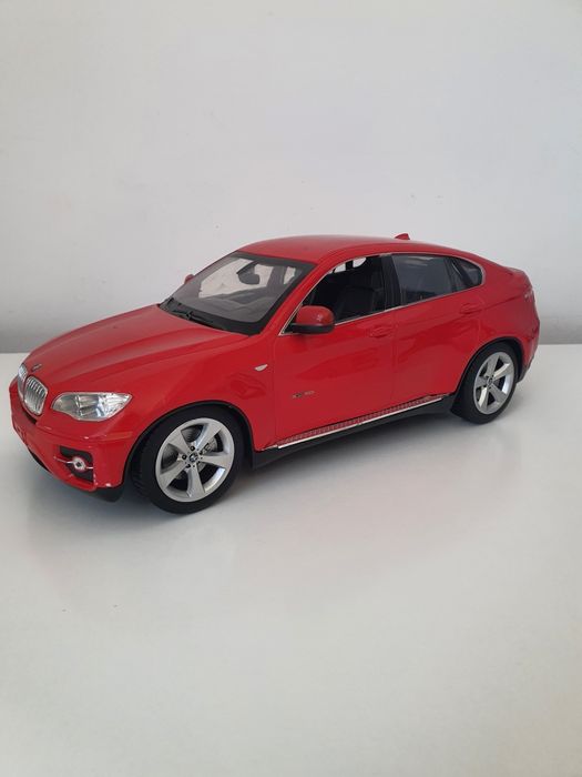 Masina Mercedes Audi Q8 BMW X6 Hummer