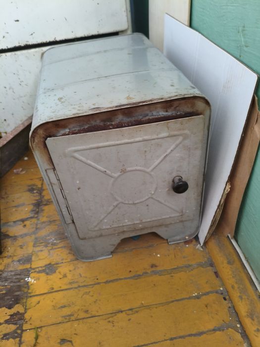 Продаются духовка и электропечка