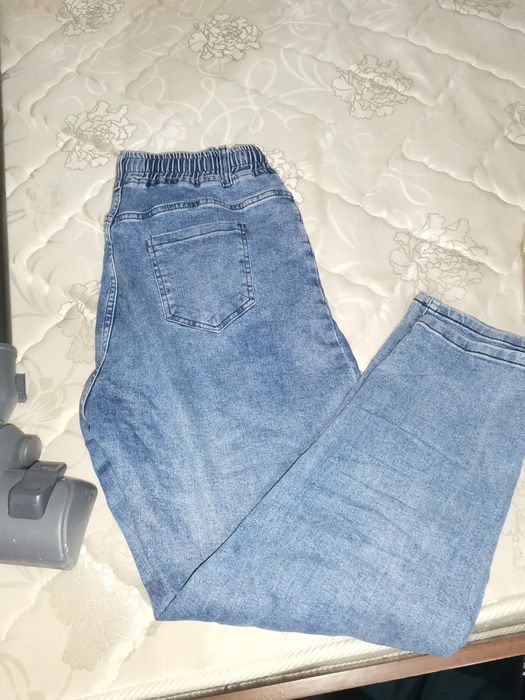 Сотилади арзон куп кийилмаган