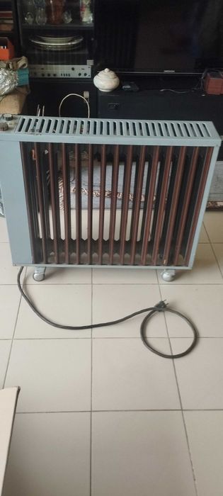 Маслен радиатор с колелца