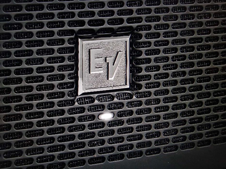 Subwoofer activ ElectroVoice  EV EKX-15SP impecabil