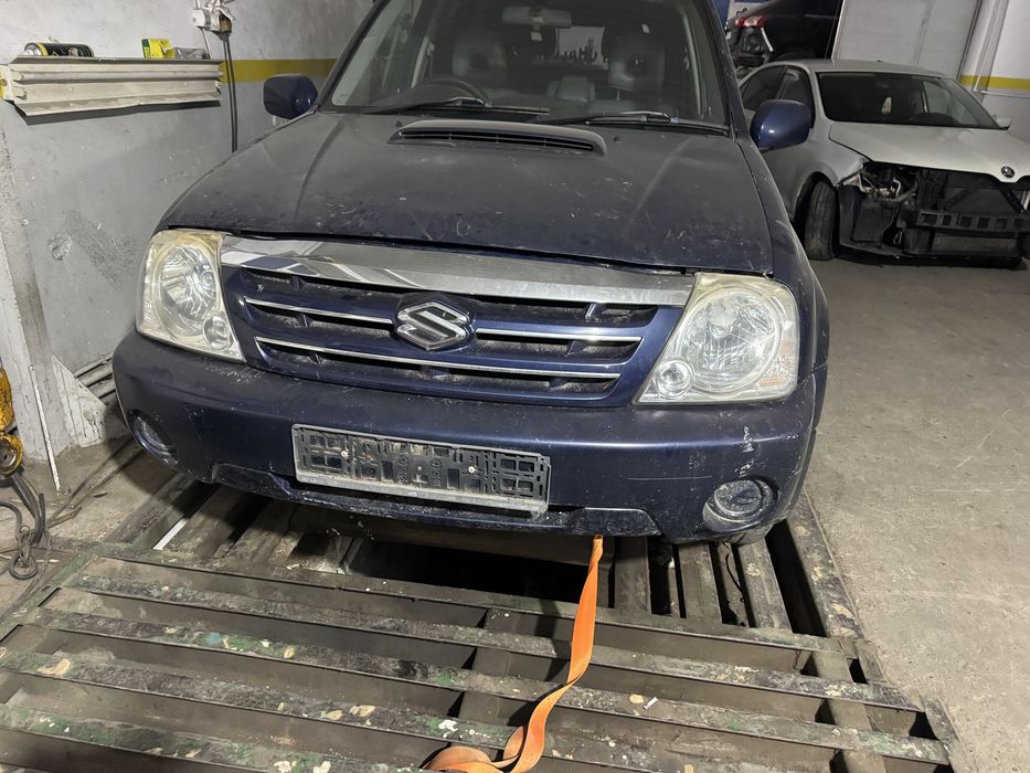 Bara fata grila capota  faruri suzuki xl7