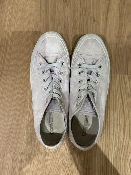 Converse 40 номер бели