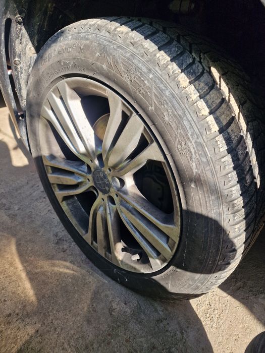 Cauciucuri BMW X5  Hankoc, 2 dimensiuni, stare foarte buna