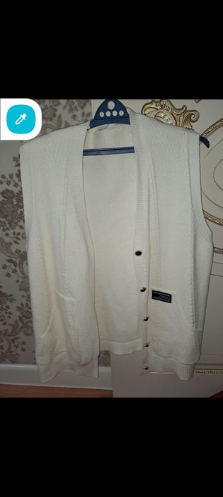 Киімдер бар 52размер