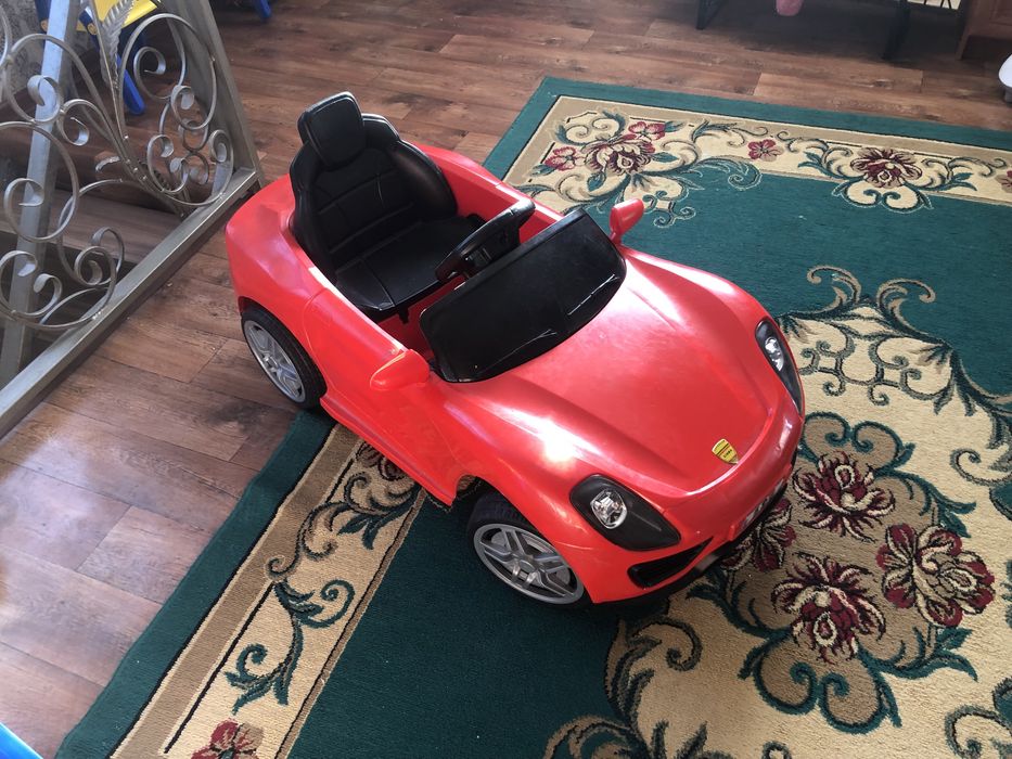 Машинка порш каен