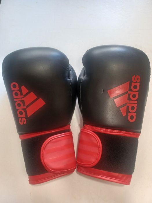 Боксови ръкавици adidas hybrid 100  10oz