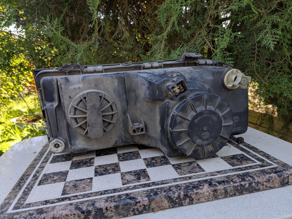 Фар Фолксваген корадо десен