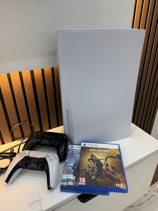 PS5. 1тб сост отличное