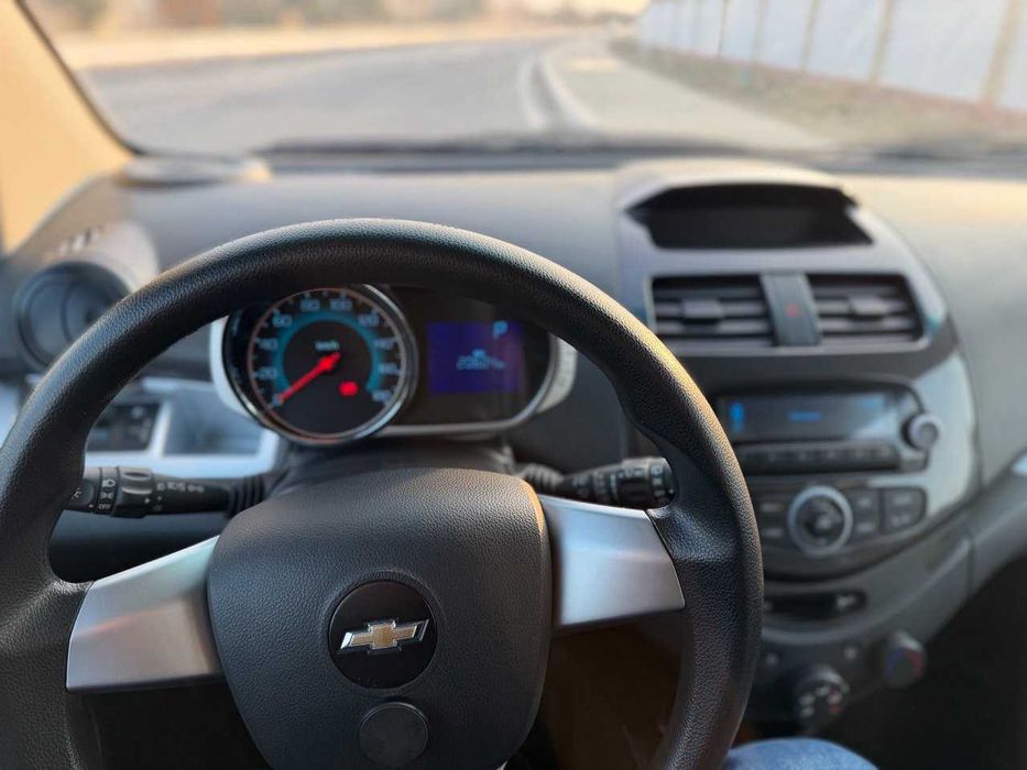 Продаётся Chevrolet Spark LT AT 1.25