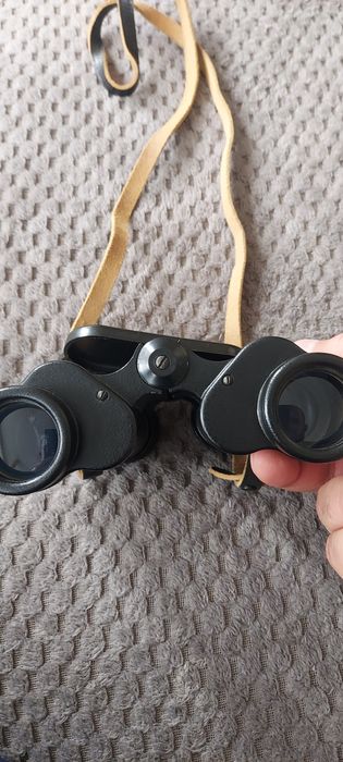 Само до Нова година. Bresser Carat 8x30.