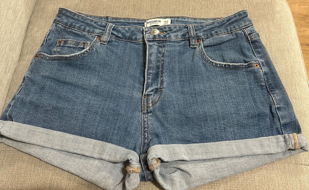 Къси панталони Pull and Bear