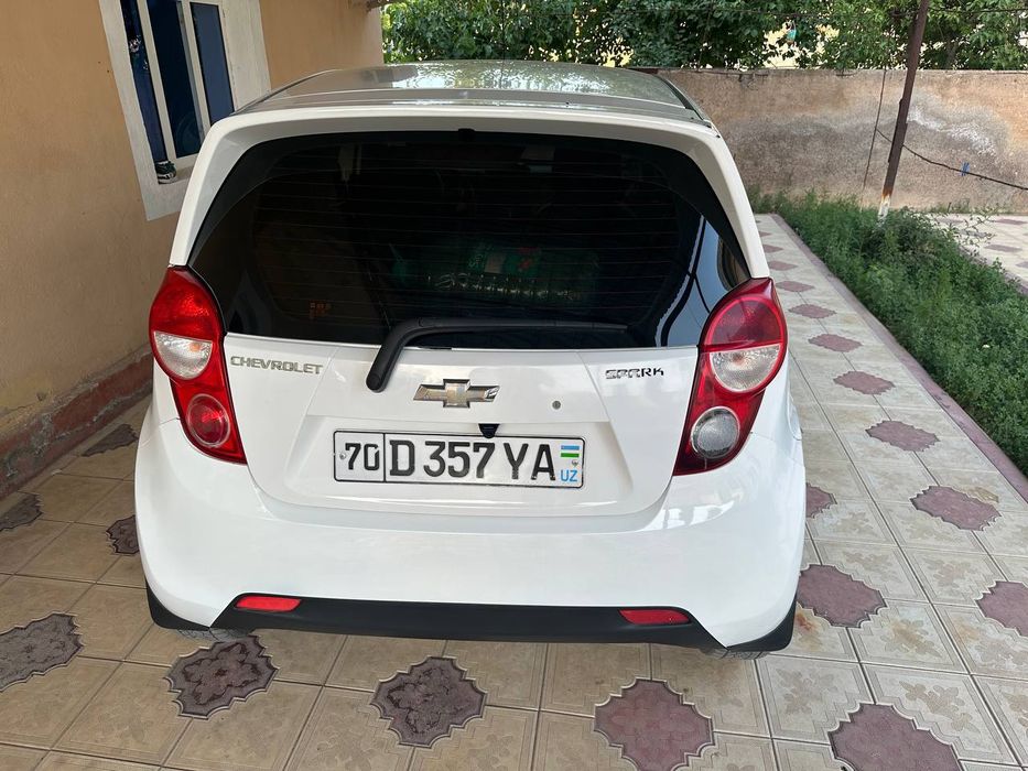 Chevrolet Spark 2011